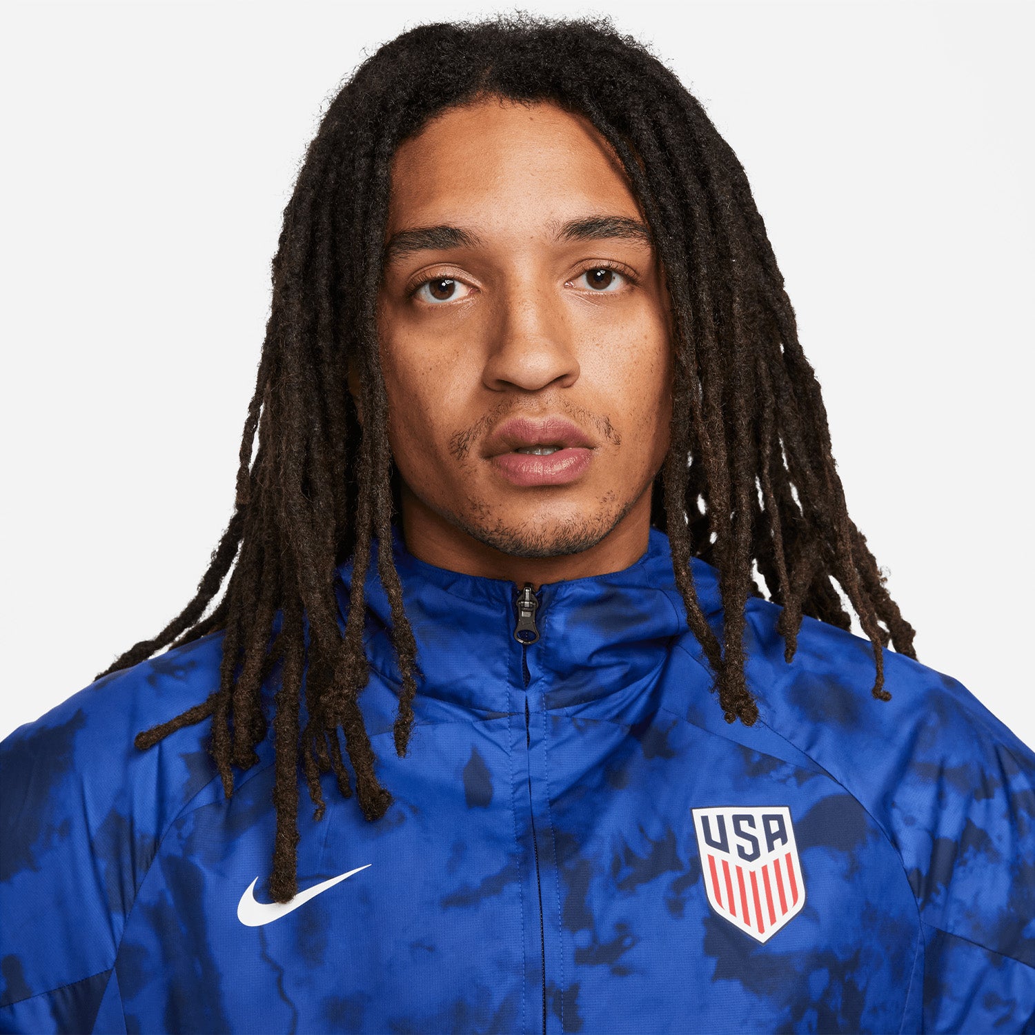 Men's Nike USA Full Zip Graphic Jacket in Blue - Close Front View