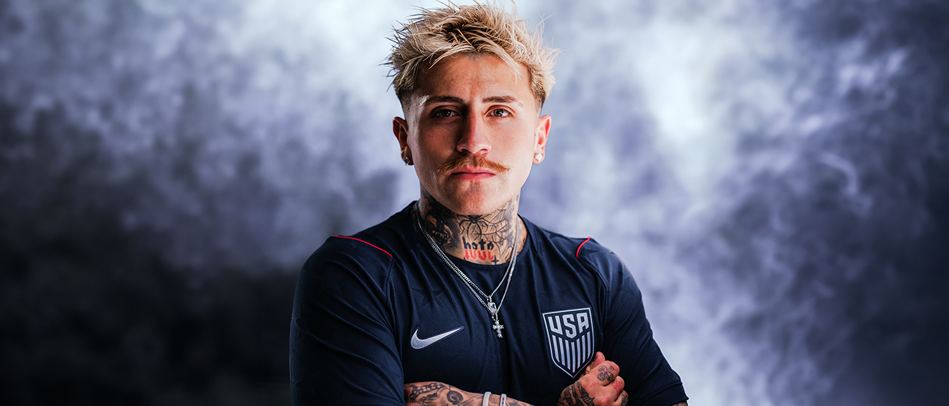 Diego Luna Collection