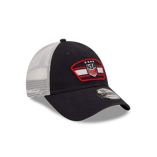 Men's New Era USWNT 9Forty Logo Patch Trucker Mesh Hat in Navy - Front/Side View